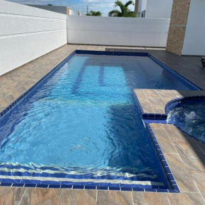 Casa Vacacional con Piscina Privada en Girardot